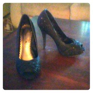 Size 6.5 lulu Townsend sparkly heels